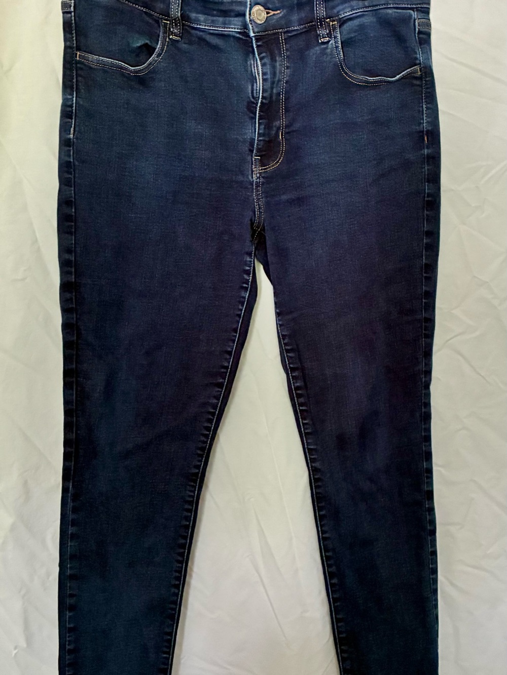 American Eagle Outfitters Dark Blue Skinny Jeans